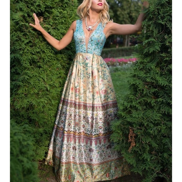 Sherri Hill Dresses & Skirts - Sherri Hill 50788 Dress